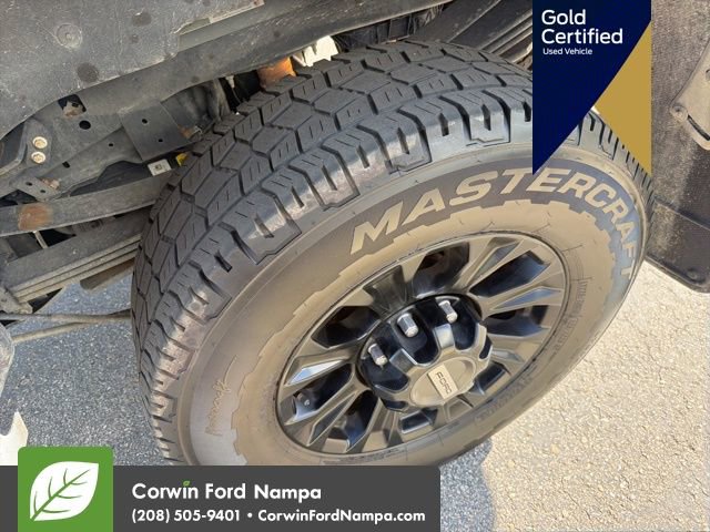 Used 2021 Ford F350 Platinum w/ Tremor Off-Road Package image 15