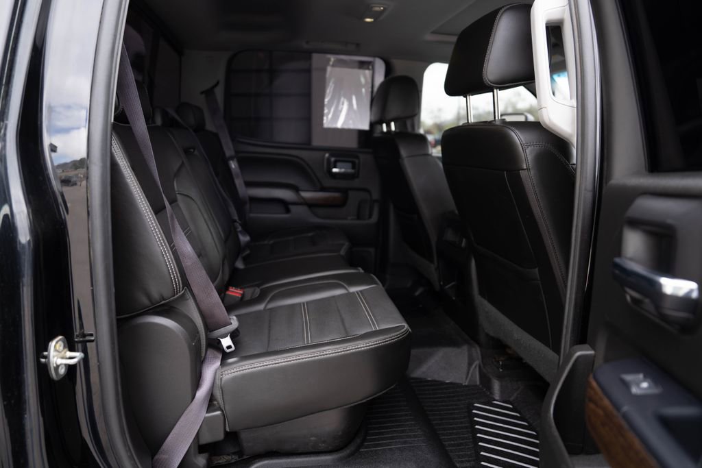 Used 2017 GMC Sierra 3500 Denali AWD/4WD image 11