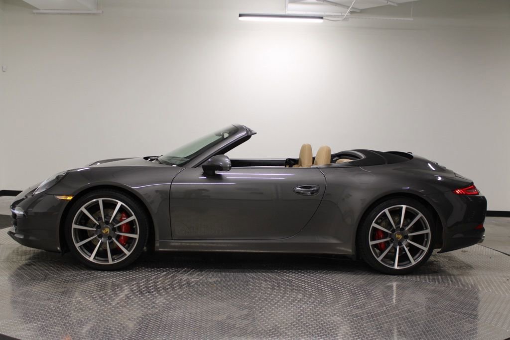 Used 2016 Porsche 911 Carrera S image 2