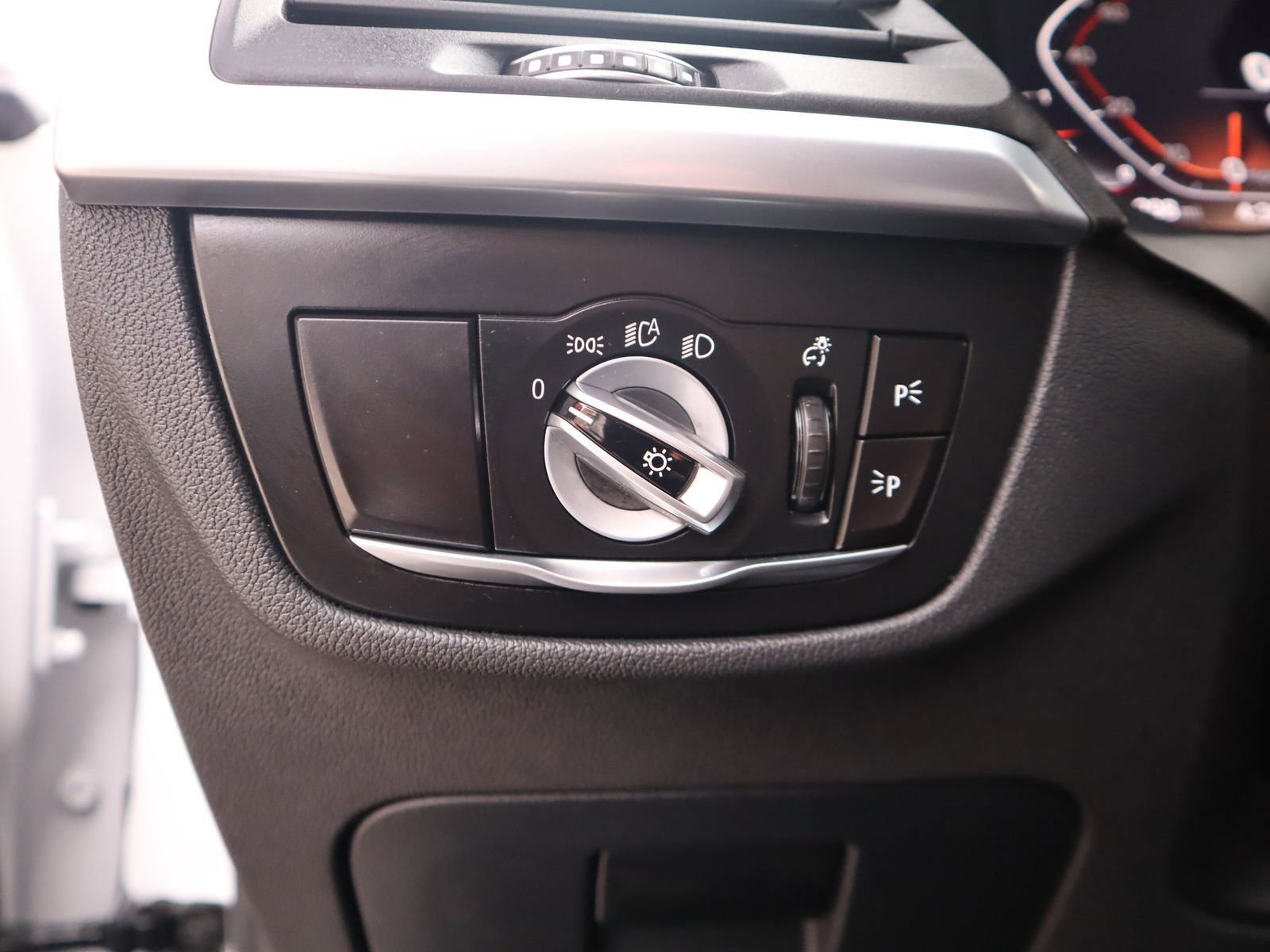 Used 2023 BMW X3 xDrive30i image 43