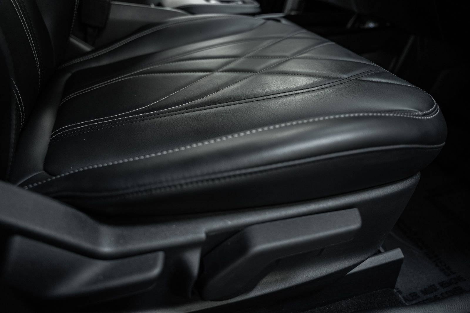 Used 2021 Ford Mustang Mach-E Select w/ Comfort/Technology Package image 35