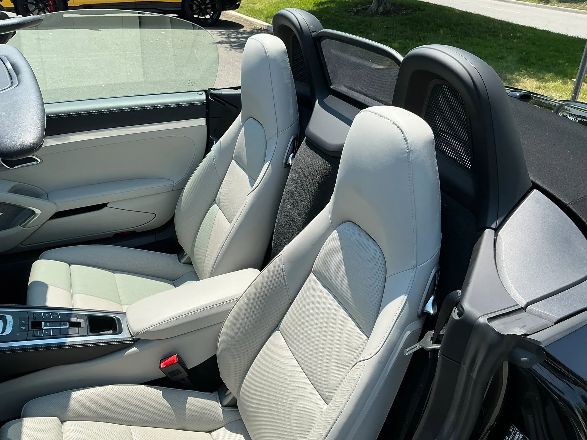 Used 2022 Porsche 718 Boxster image 20