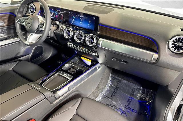 New 2026 Mercedes-Benz GLB 250 image 27
