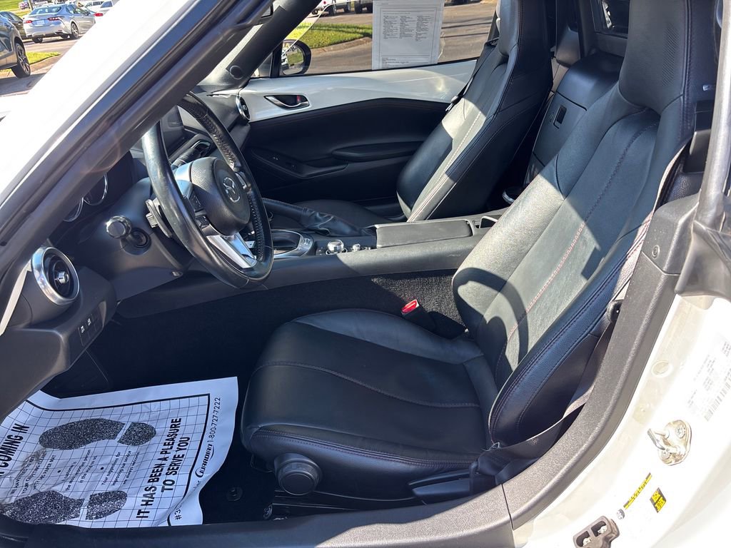 Used 2019 MAZDA MX-5 Miata RF Grand Touring w/ Appearance Package image 8