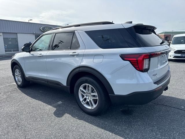 New 2026 Ford Explorer Active AWD/4WD image 3
