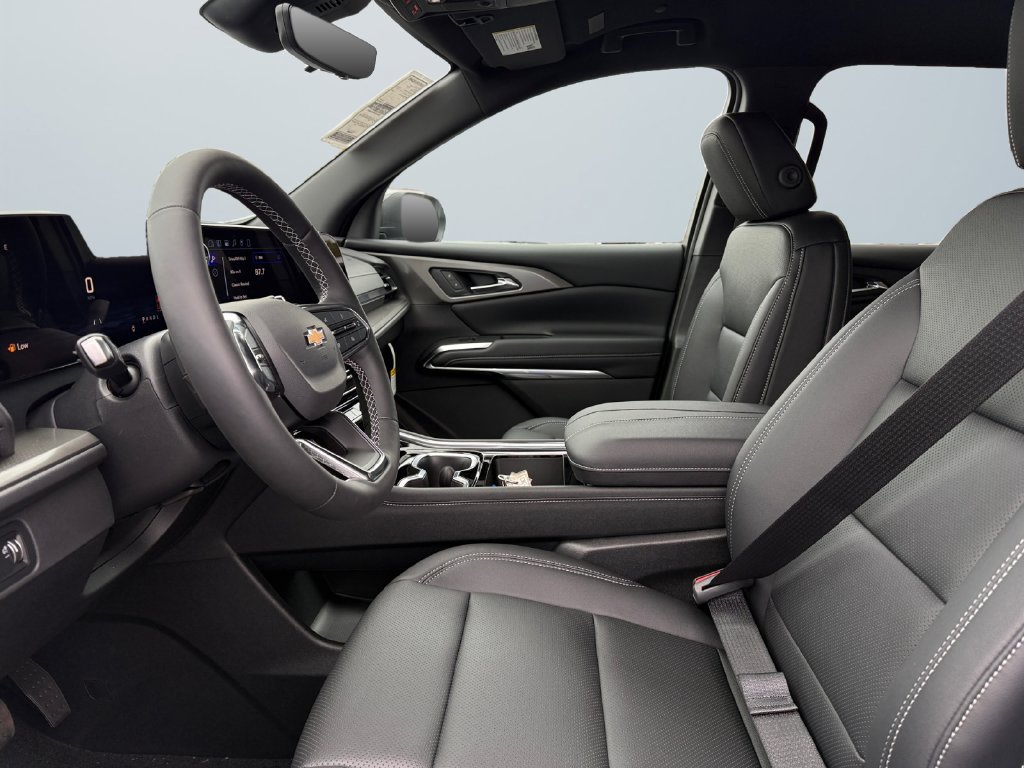 New 2027 Chevrolet Traverse LT w/ Driver Confidence Package FWD image 9