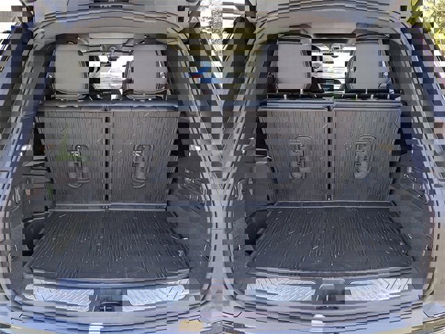 New 2026 Cadillac Vistiq Sport w/ LPO, Floor Liner Package image 12