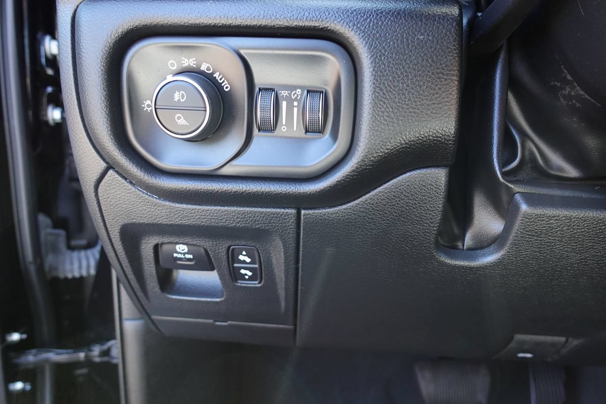 Used 2023 RAM 1500 Laramie AWD/4WD image 62