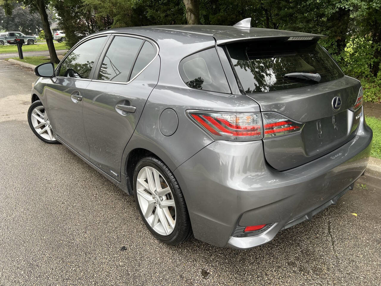 Used 2015 Lexus CT 200h Base 4dr Hatchback image 4