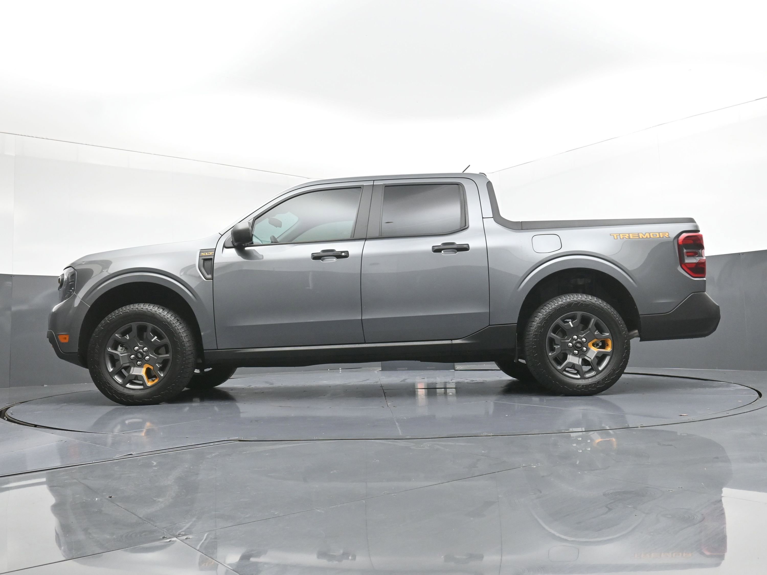 Used 2024 Ford Maverick Tremor w/ Tremor Off-Road Package AWD/4WD image 33