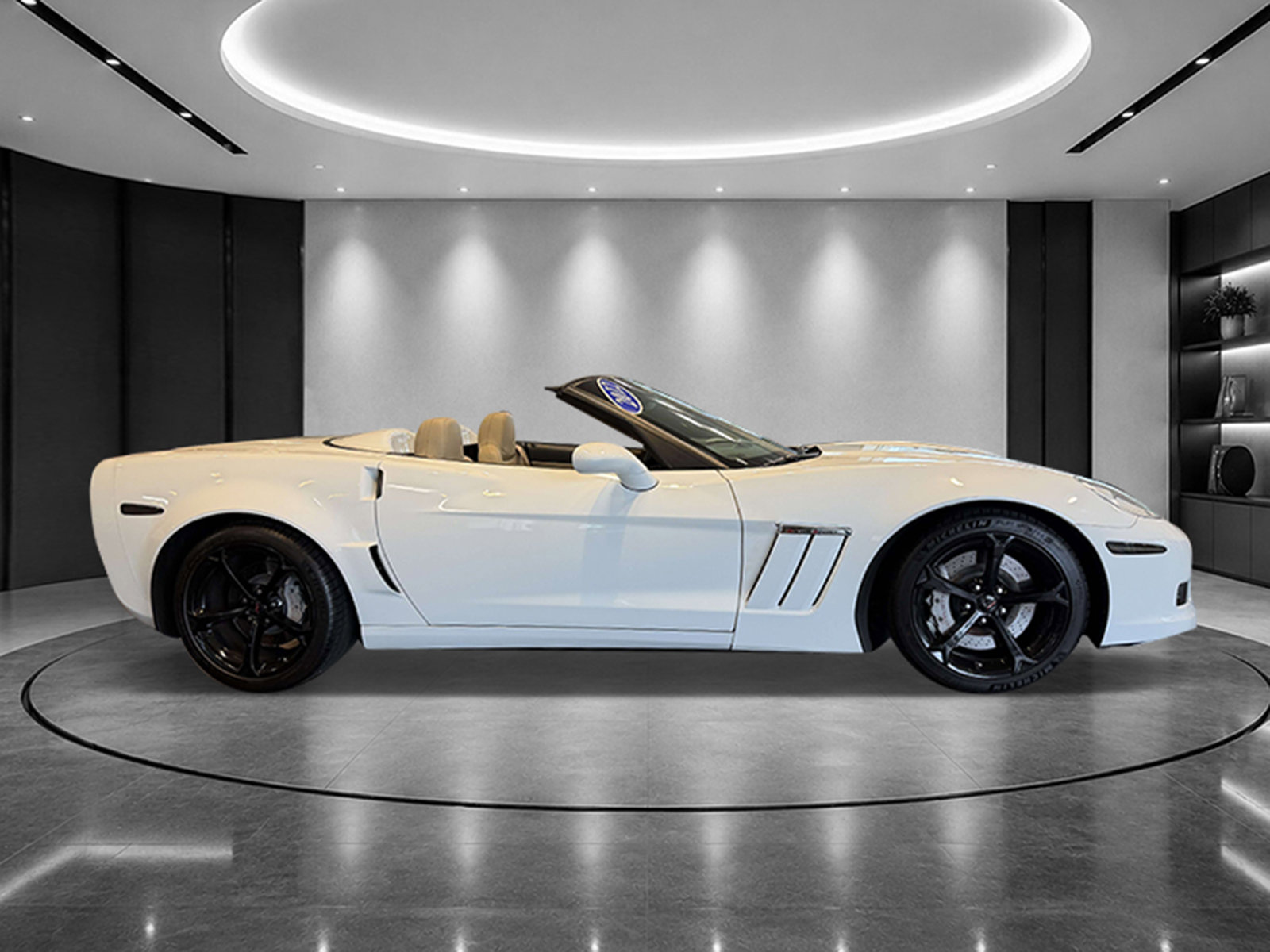 Used 2012 Chevrolet Corvette Grand Sport w/ 3LT Preferred Equipment Group RWD image 5