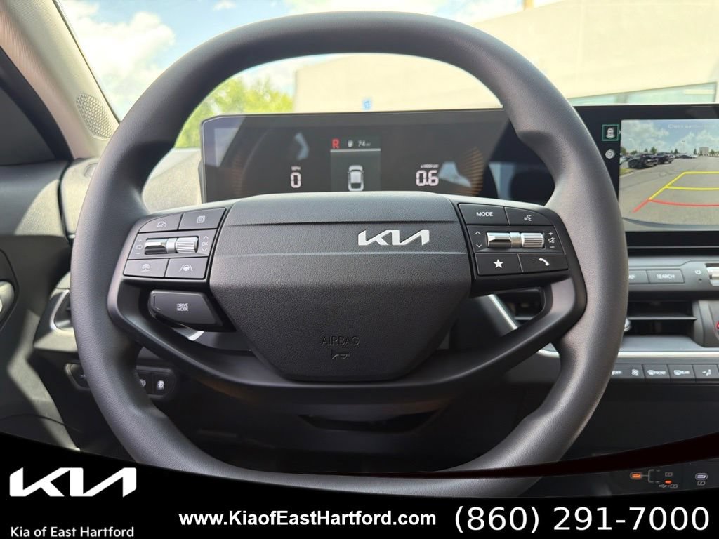 New 2026 Kia K4 FWD image 33
