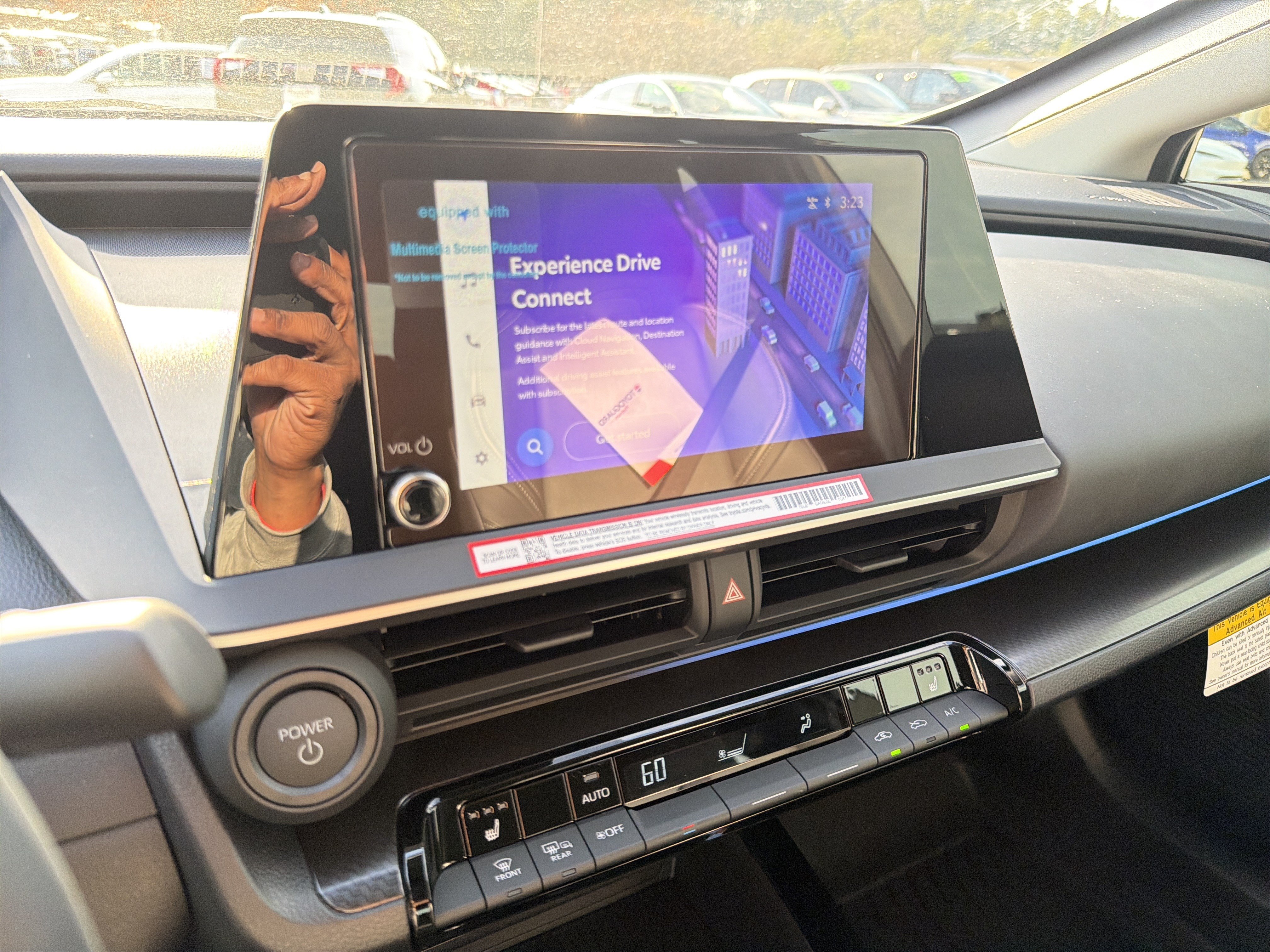 New 2026 Toyota Prius Plug-In Hybrid FWD image 6