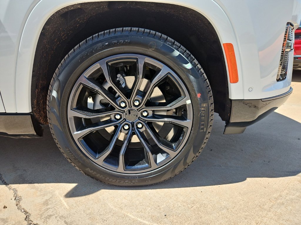 New 2026 Jeep Grand Wagoneer Summit AWD/4WD image 10
