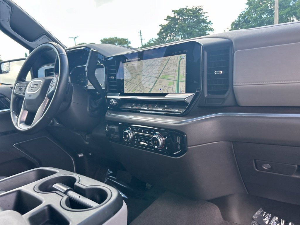 Used 2025 GMC Sierra 1500 SLT RWD image 26