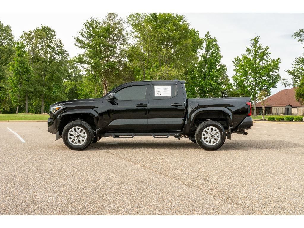 Used 2024 Toyota Tacoma SR RWD image 8