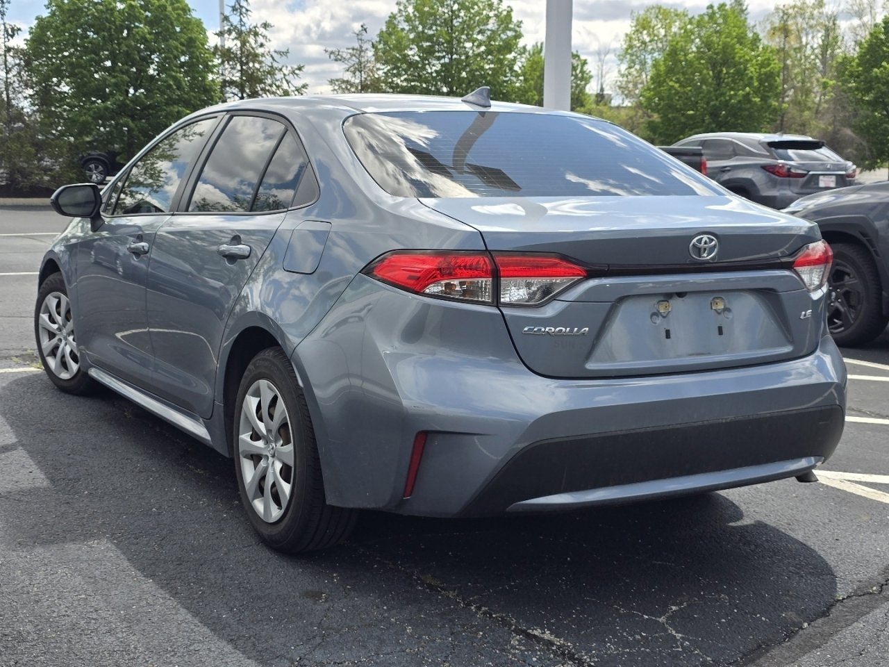 Used 2020 Toyota Corolla LE image 5