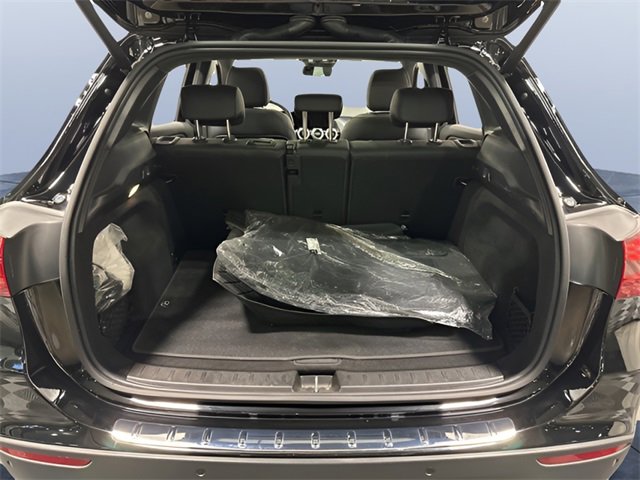 Used 2025 Mercedes-Benz GLA 250 4MATIC image 11