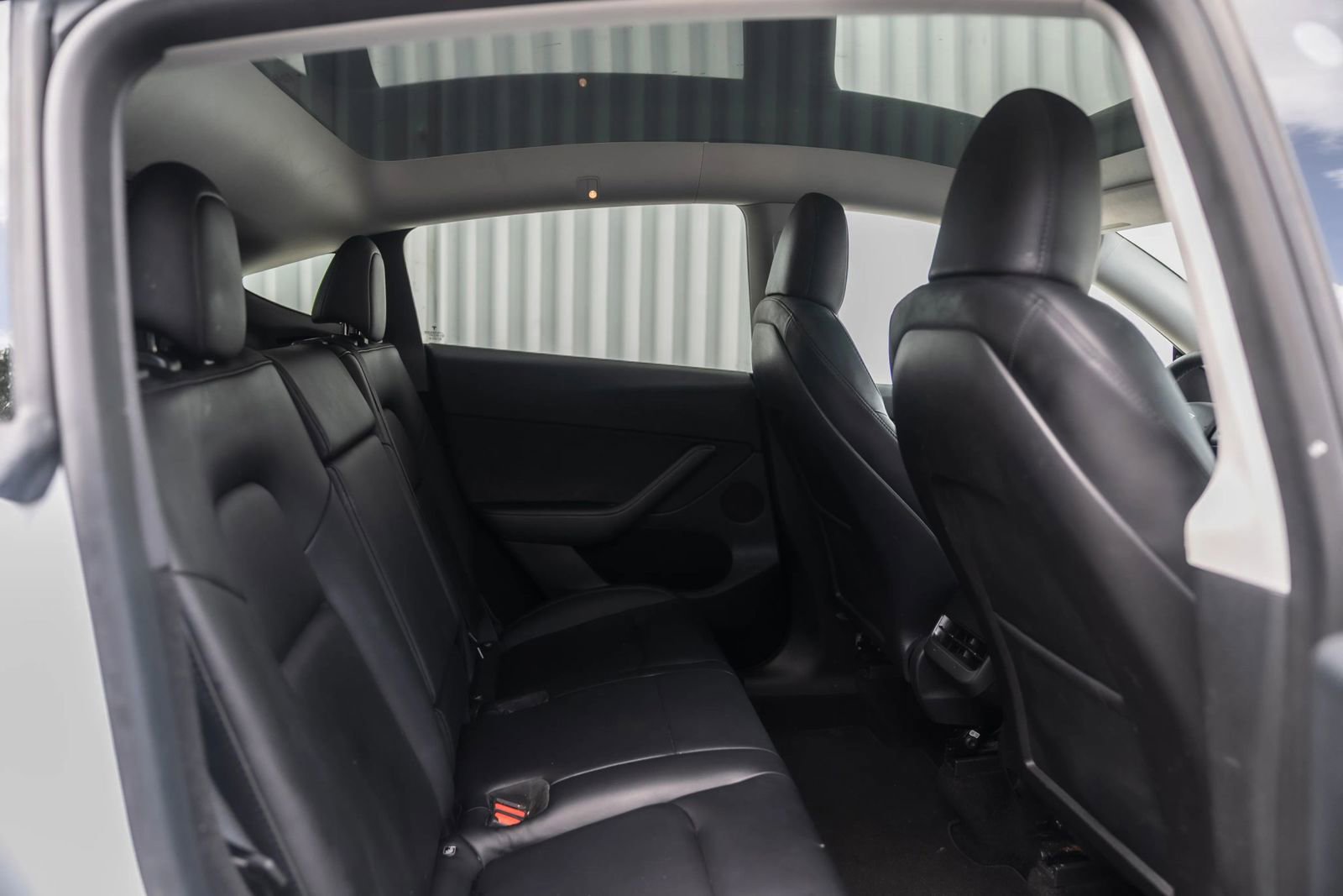 Used 2023 Tesla Model Y Performance AWD/4WD image 32