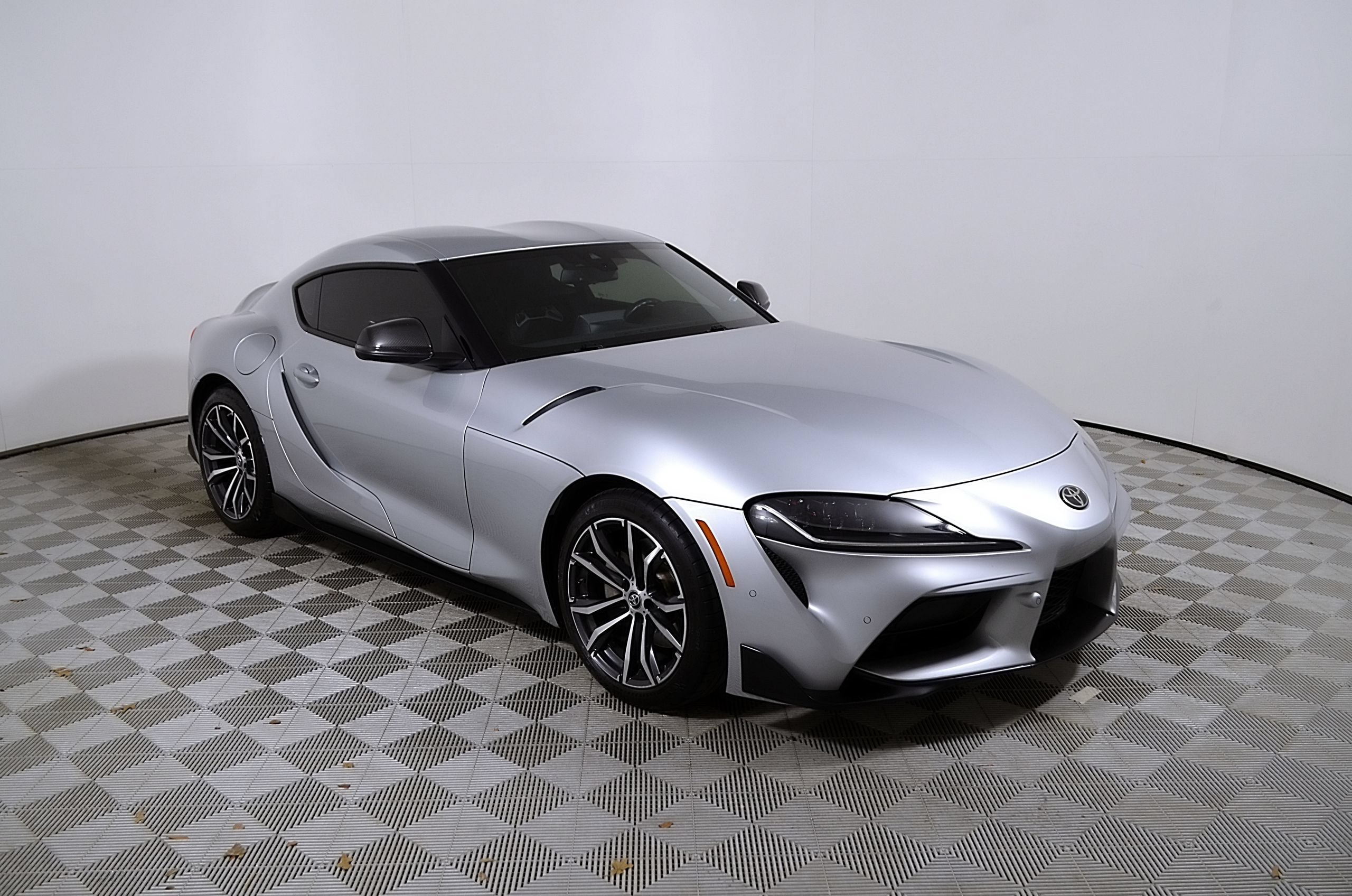 Used 2021 Toyota Supra w/ Safety & Technology Package RWD image 6