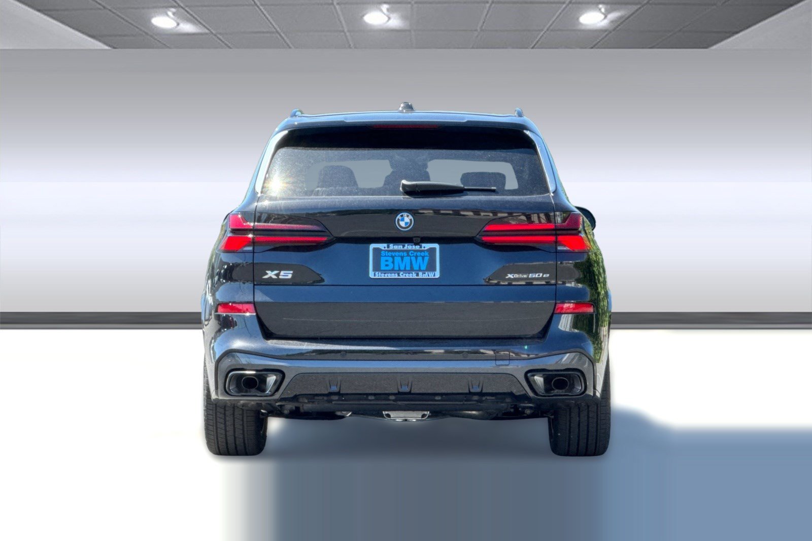 New 2026 BMW X5 xDrive50e w/ M Sport Package AWD/4WD image 9