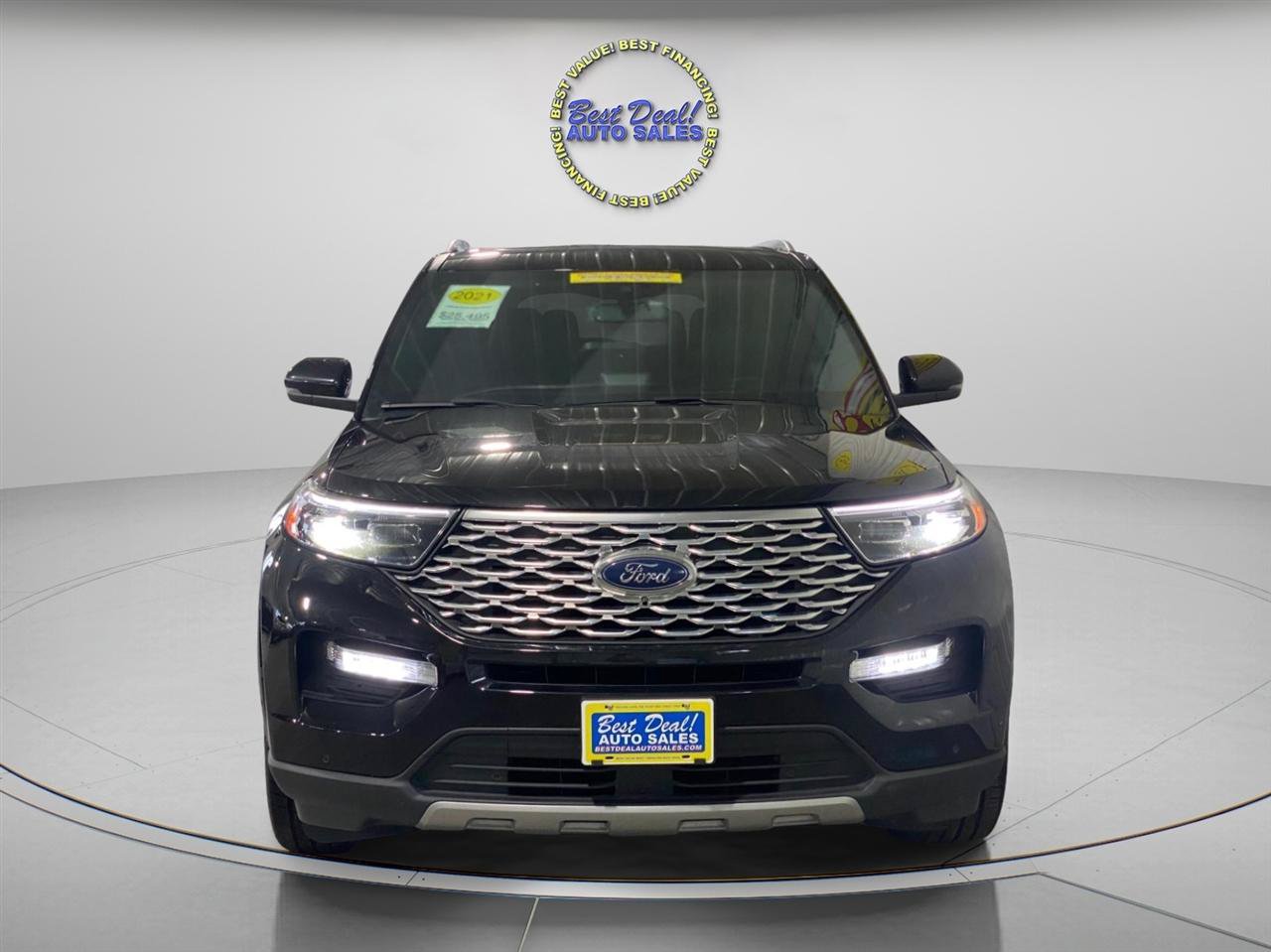 Used 2021 Ford Explorer Platinum w/ Equipment Group 601A AWD/4WD image 8