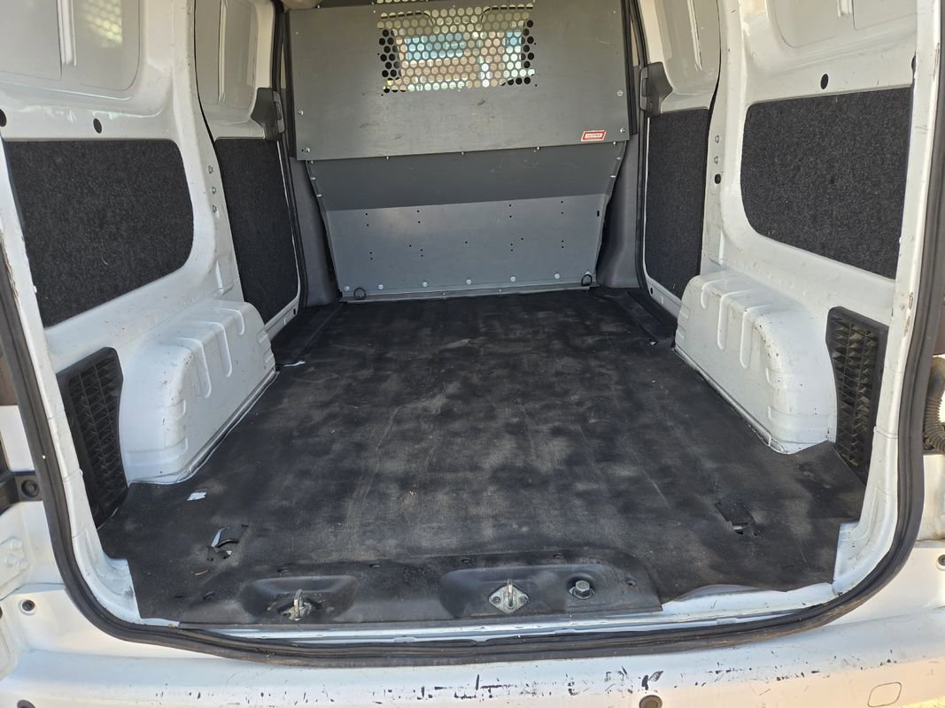 Used 2015 Chevrolet City Express LT w/ Technology Package image 18