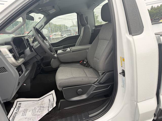 New 2025 Ford F350 XL w/ STX Appearance Package AWD/4WD image 9