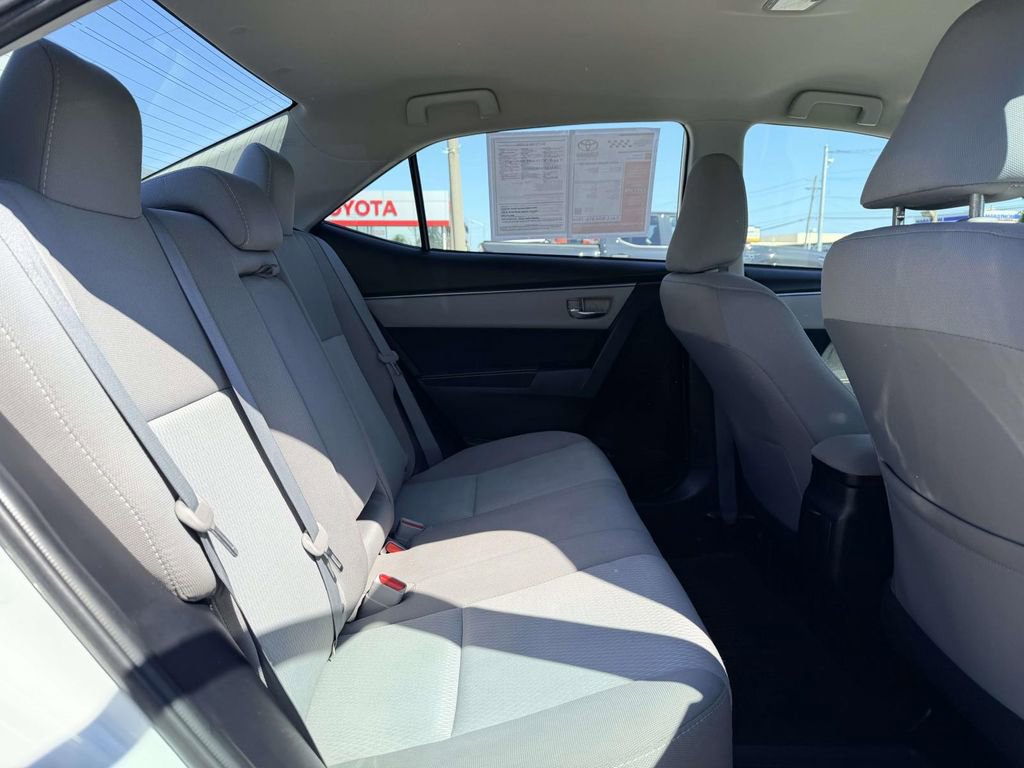 Used 2016 Toyota Corolla LE image 14