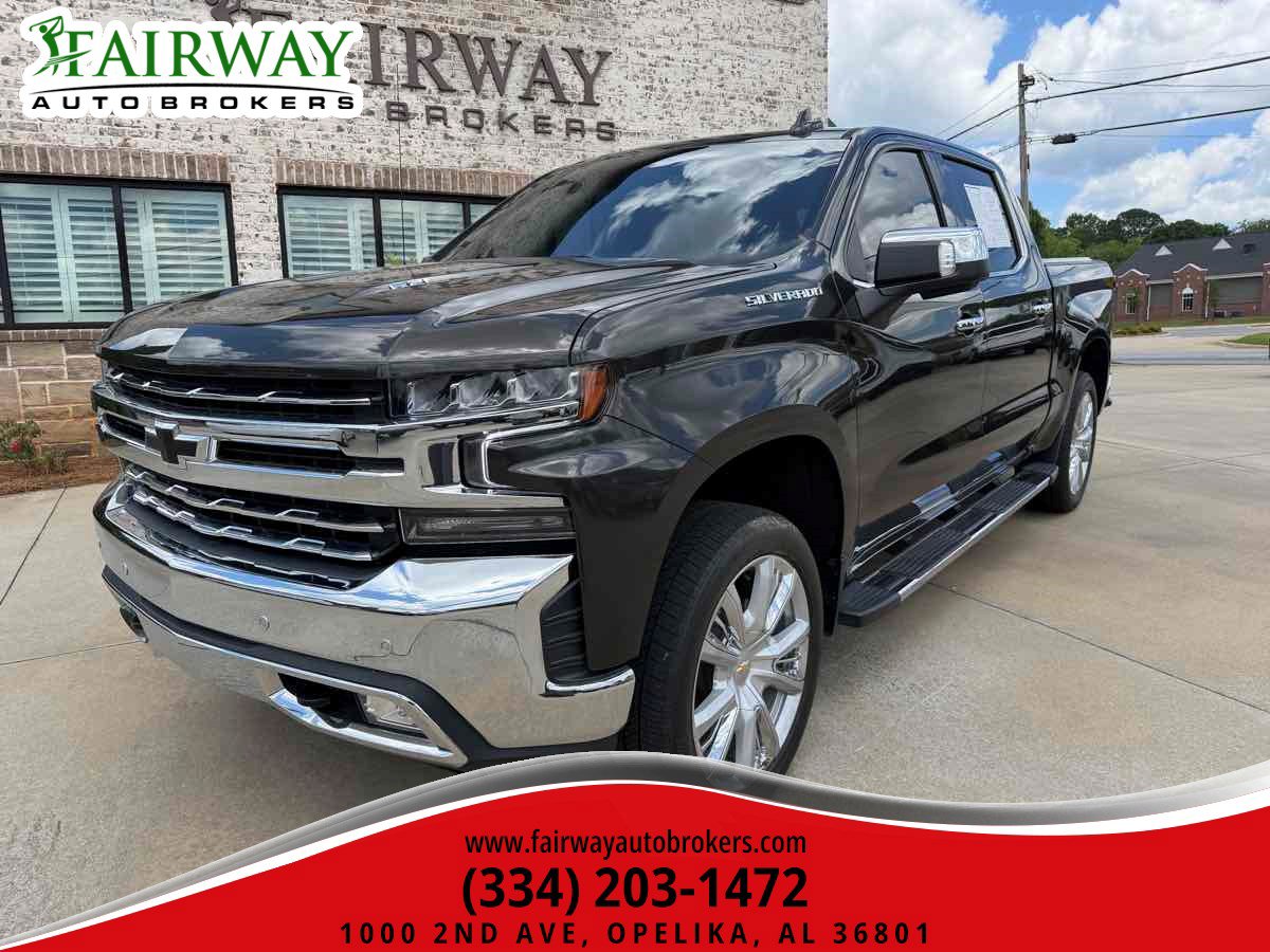 Used 2021 Chevrolet Silverado 1500 LTZ w/ LTZ Convenience Package II AWD/4WD image 2