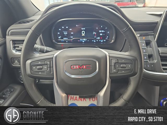 Used 2024 GMC Yukon XL SLT image 14