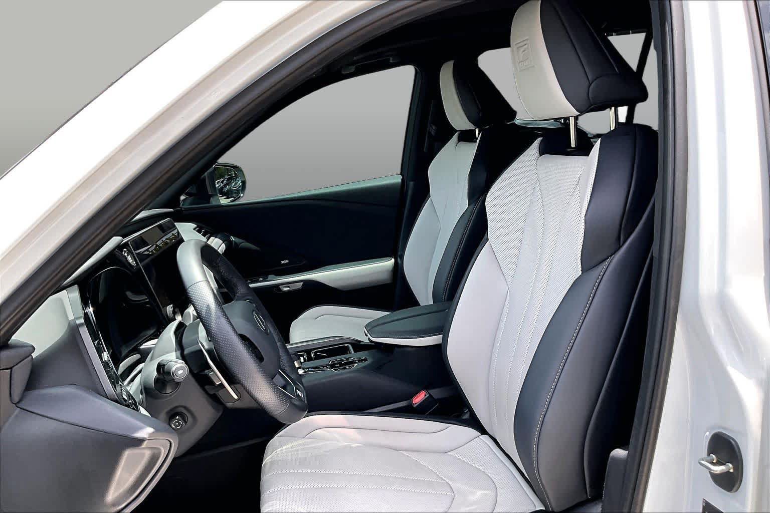 Used 2026 Lexus TX 350 AWD w/ Technology Package image 8