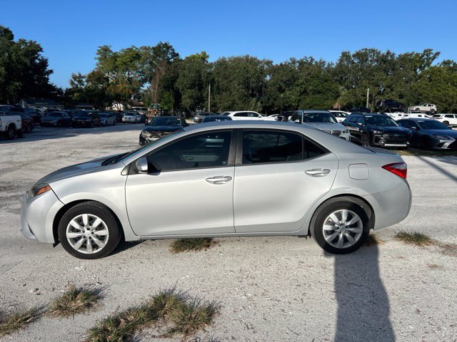 Used 2016 Toyota Corolla LE FWD image 16
