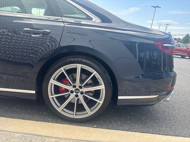 Certified 2023 Audi S8 w/ S8 Comfort Plus Package AWD/4WD image 29