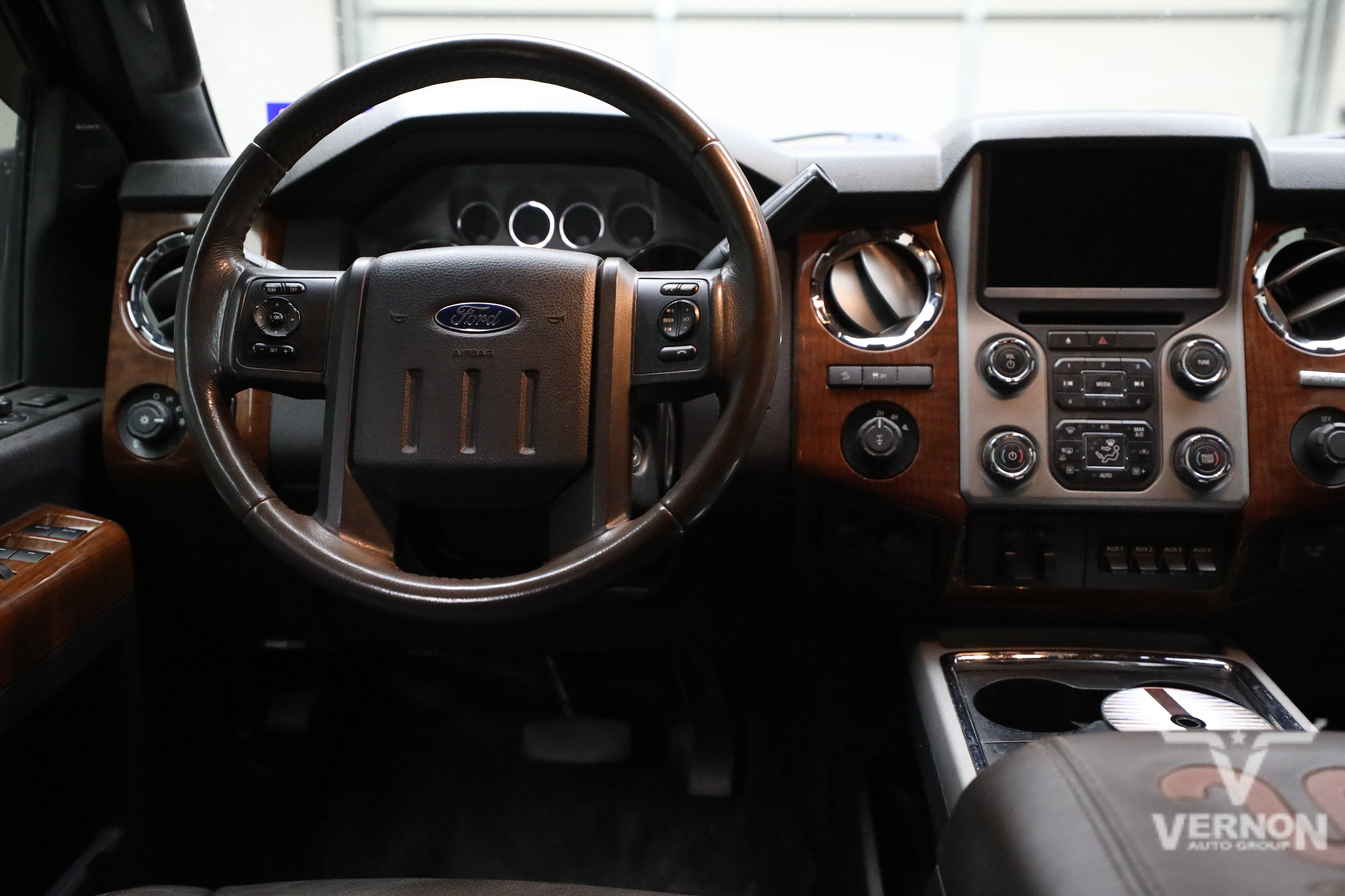 Used 2016 Ford F350 King Ranch w/ FX4 Off-Road Package AWD/4WD image 11