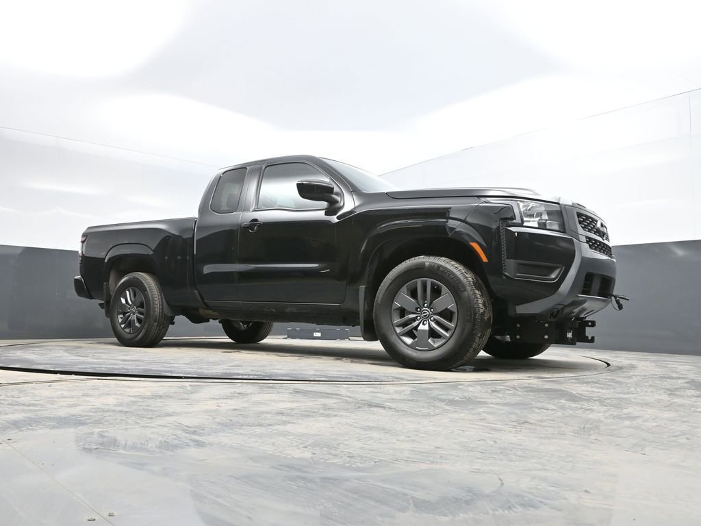 Used 2025 Nissan Frontier SV image 35