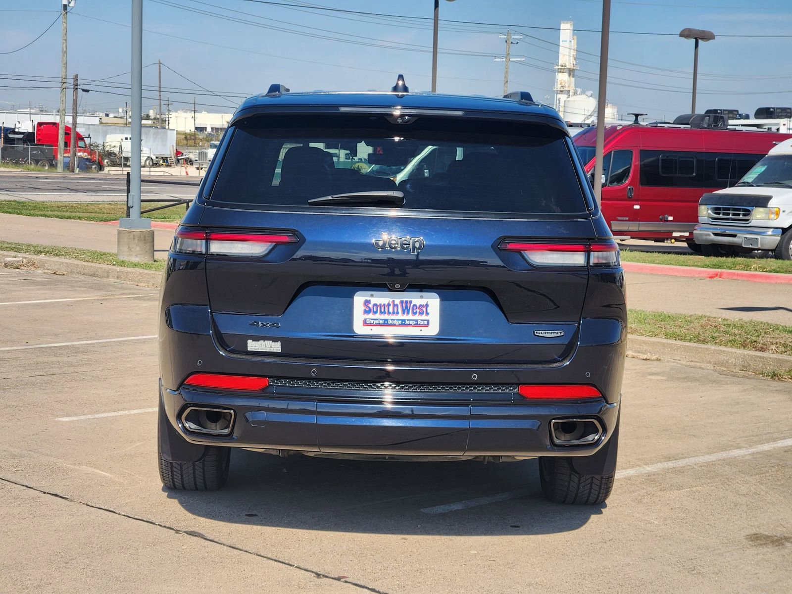 Used 2023 Jeep Grand Cherokee L Summit image 9