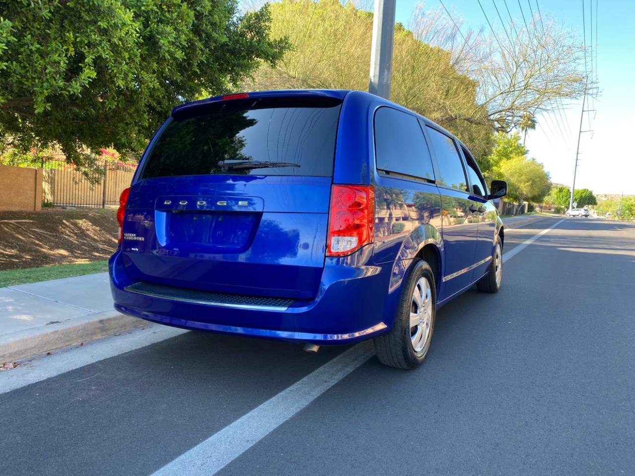 Used 2019 Dodge Grand Caravan SE FWD image 6