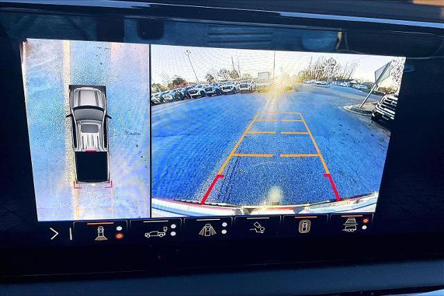 Used 2024 GMC Sierra 1500 AT4X image 15
