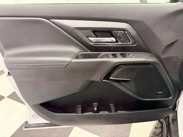 Used 2025 Chevrolet Silverado EV LT image 15