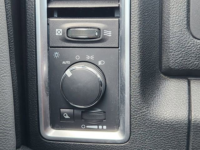 Used 2024 RAM 1500 Classic SLT image 21