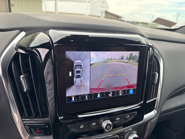 Used 2023 Chevrolet Traverse RS FWD image 23