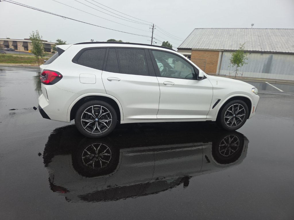 Used 2024 BMW X3 sDrive30i w/ Premium Package RWD image 16