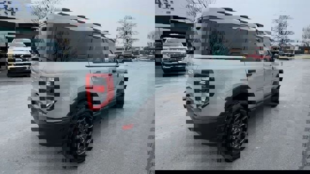 Used 2023 Ford Bronco Sport Big Bend image 2