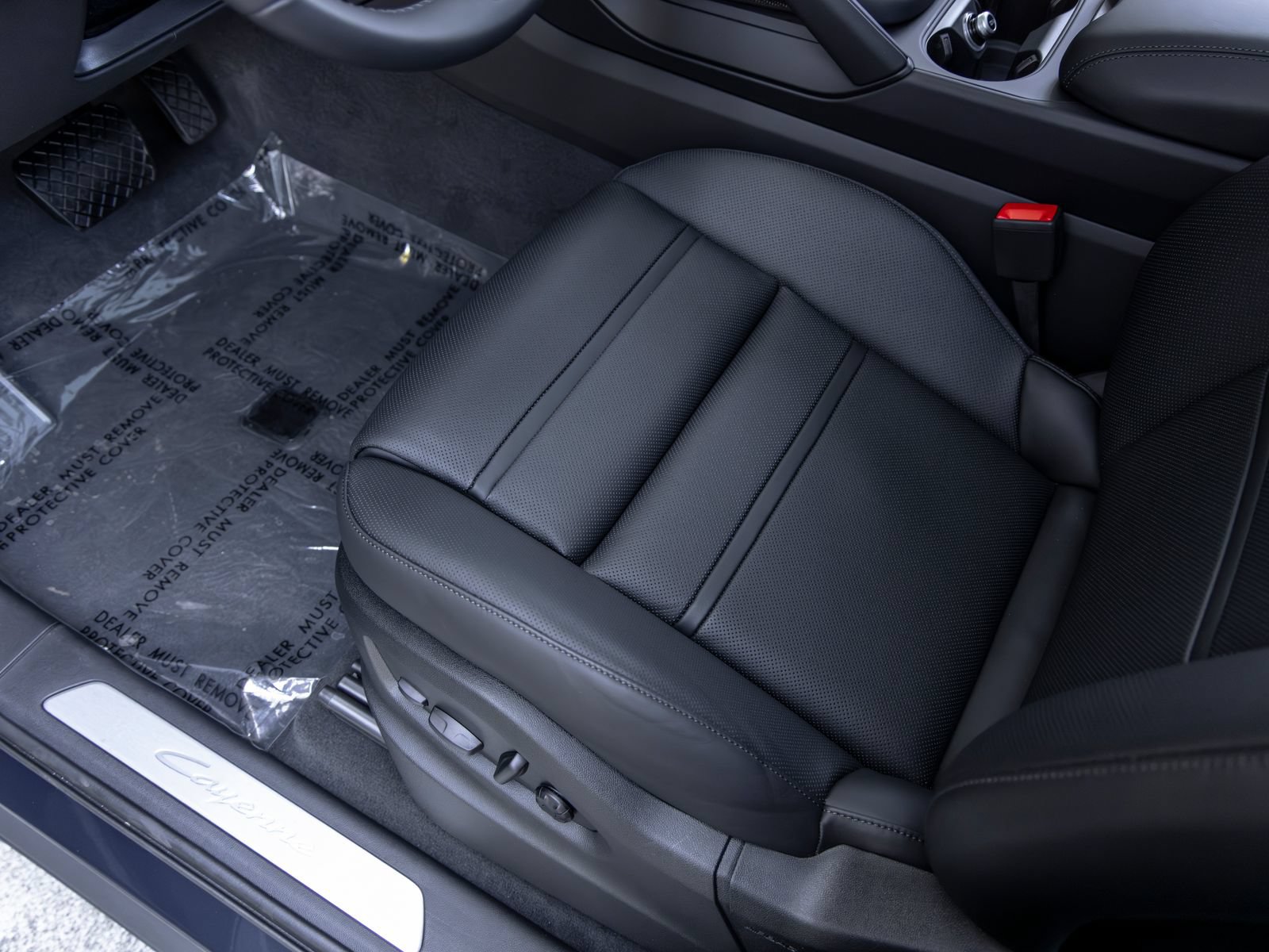 New 2026 Porsche Cayenne Coupe AWD/4WD image 26