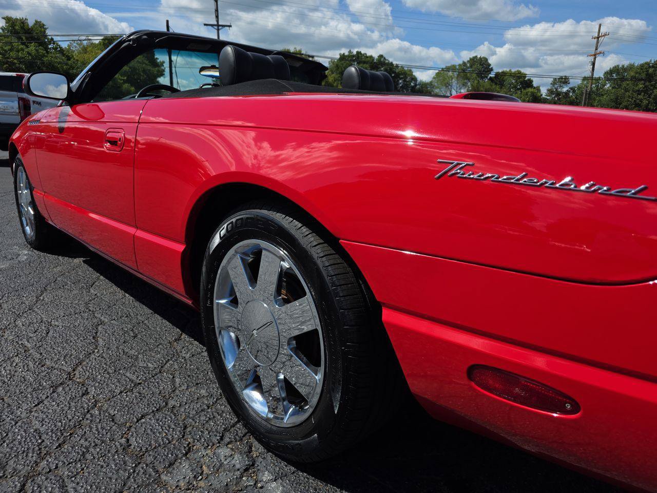 Used 2002 Ford Thunderbird RWD image 32
