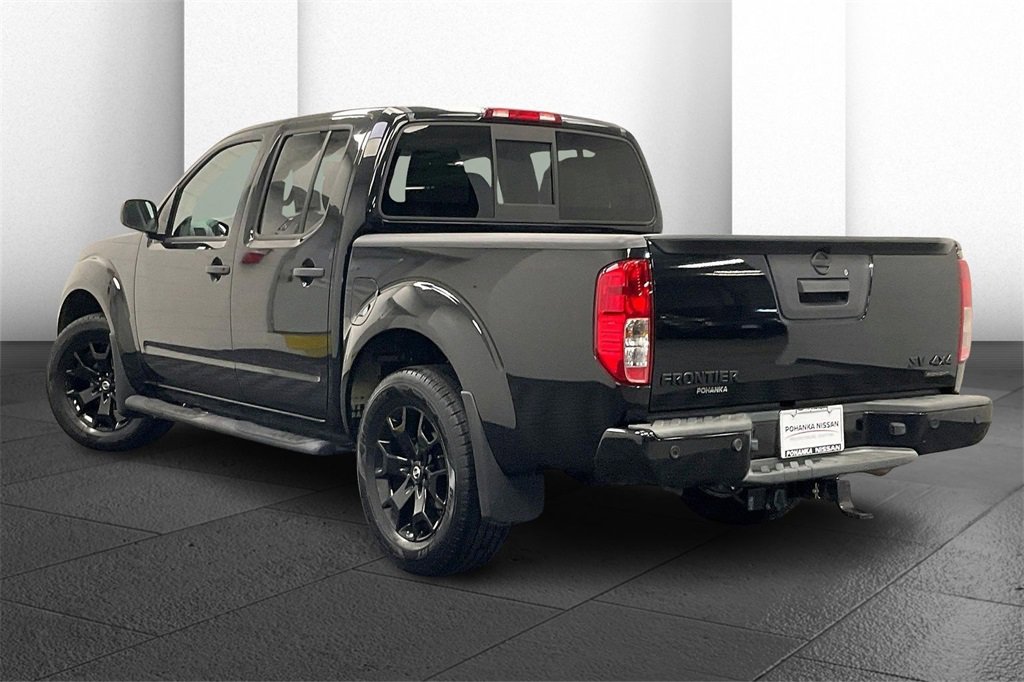 Certified 2020 Nissan Frontier SV w/ Midnight Edition Floor Mats image 9