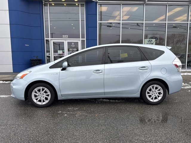 Used 2013 Toyota Prius V Three image 10