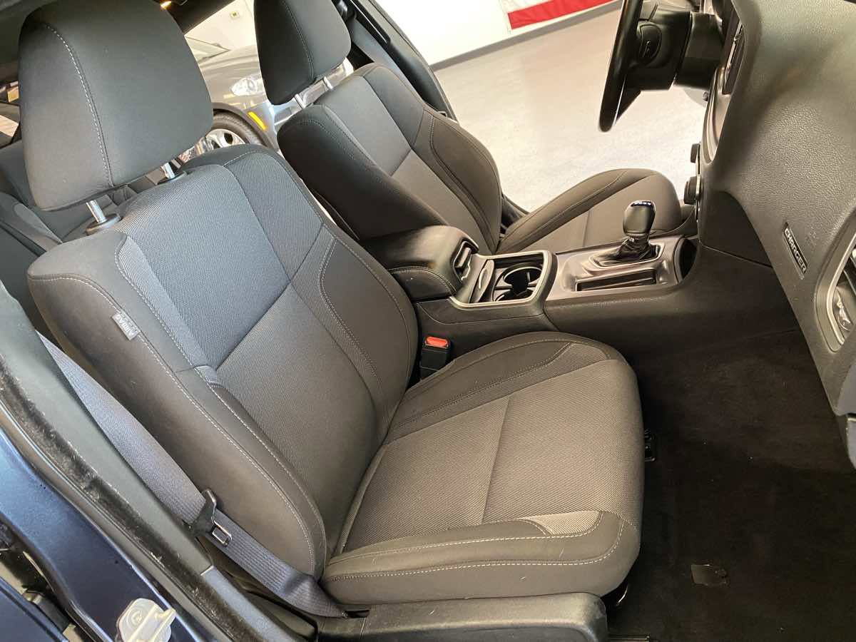 Used 2019 Dodge Charger SXT image 21