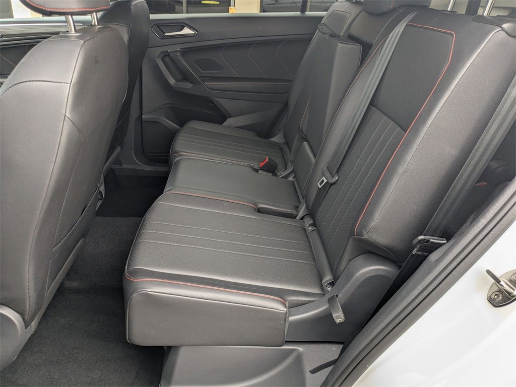 Used 2024 Volkswagen Tiguan Wolfsburg Edition image 21